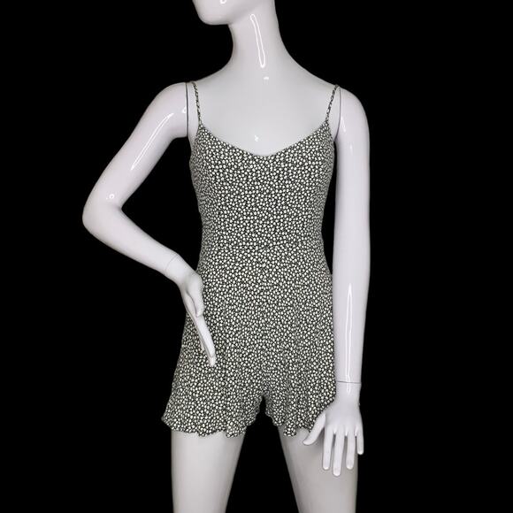 Zara Romper Floral Print Hidden Zipper on Back Size XS Adjustable Straps - Picture 2 of 12